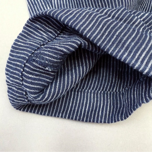 Athleta Bali Linen Navy Patterned capris, 8P - Picture 5 of 9